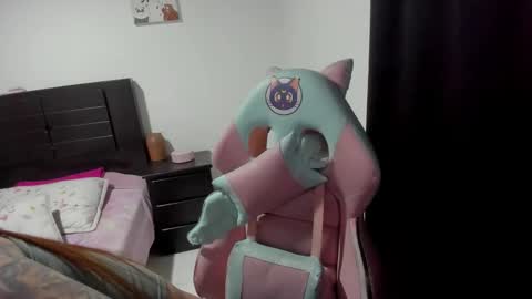 Nami online show from December 14, 2:06 am