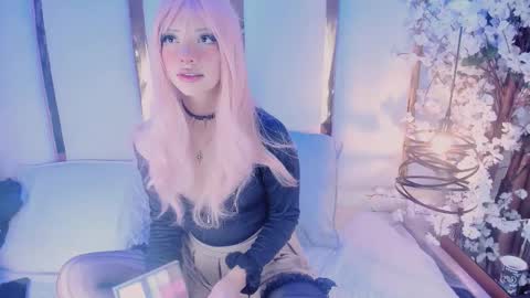     online show from February 24, 1:31 pm