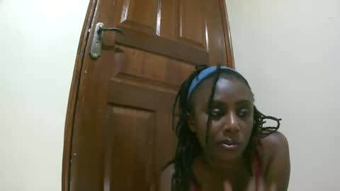 Snapshot of nana2095 chatting on October 13, 8:09 pm nana2095 online show from October 13, 8:09 pm