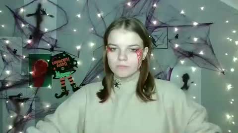 Nana online show from October 18, 8:04 am