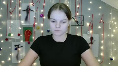 Nana online show from November 12, 9:10 am