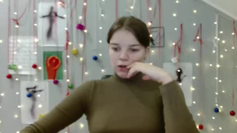 Nana online show from November 25, 8:03 am