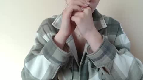 Nana online show from April 22, 5:43 am