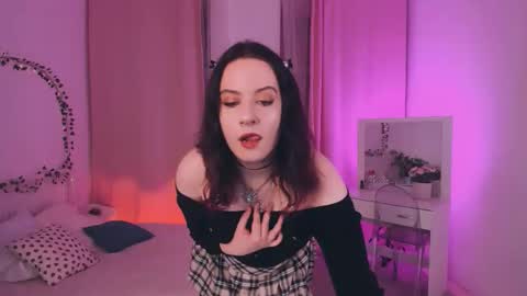 Snapshot of nanayoursoul chatting on October 15, 5:29 am Nana online show from October 15, 5:29 am