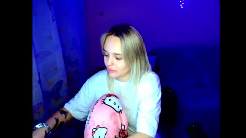 Snapshot of nancy_cutee chatting on November 18, 4:44 pm Nancy-Yuki online show from November 18, 4:44 pm