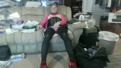 nancyboy_1 online show from February 19, 9:44 pm