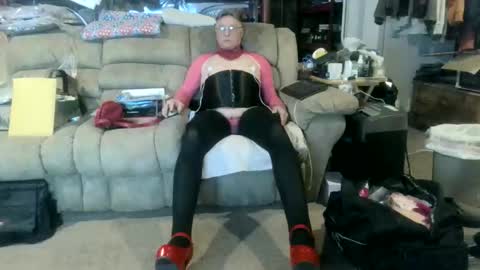 Snapshot of nancyboy_1 chatting on June 8, 6:52 pm nancyboy_1 online show from June 8, 6:52 pm