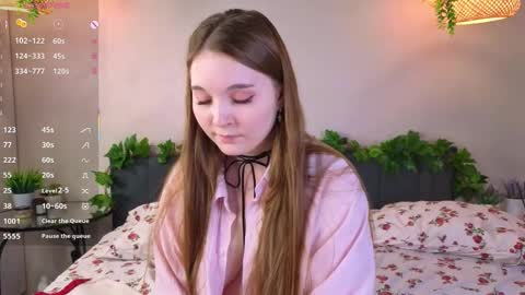 Snapshot of nancycaseys chatting on November 29, 5:10 am Luna online show from November 29, 5:10 am