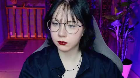 nancymartinez online show from November 7, 9:09 am