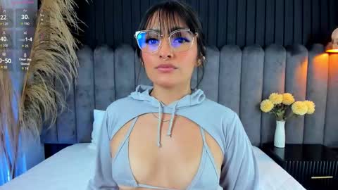 Nanda online show from February 11, 8:58 pm