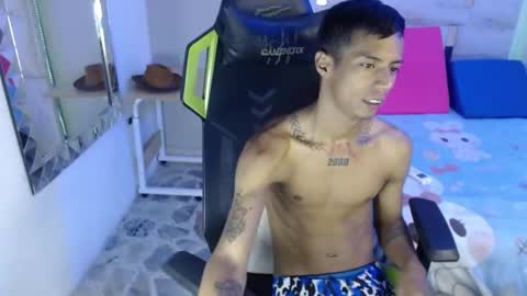 nando_col online show from September 27, 6:46 pm