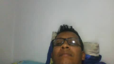 Snapshot of nando_rincon050279 chatting on October 19, 4:18 pm Nando Rincon online show from October 19, 4:18 pm