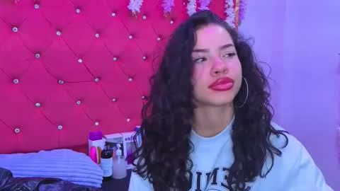 Snapshot of nanis_james15 chatting on November 25, 2:55 am nanis james15 online show from November 25, 2:55 am