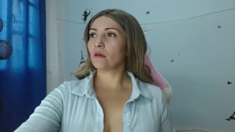 nanis online show from March 23, 1:04 pm