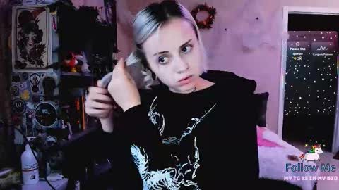 Monday-Friday 12-4 AM and 6-9 AM New York time online show from November 14, 9:13 pm