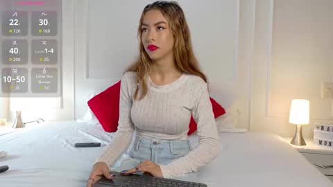 nany_model25 online show from October 16, 8:32 pm