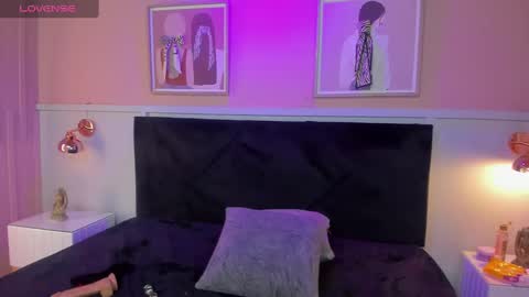 Snapshot of naoko_kirino chatting on February 12, 3:27 pm Naoko online show from February 12, 3:27 pm