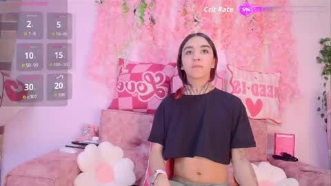 Snapshot of naomi_femme chatting on June 4, 11:27 am naomi_femme online show from June 4, 11:27 am