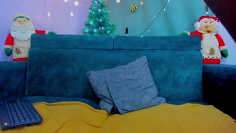 Nahomi Jones online show from December 30, 2:09 am