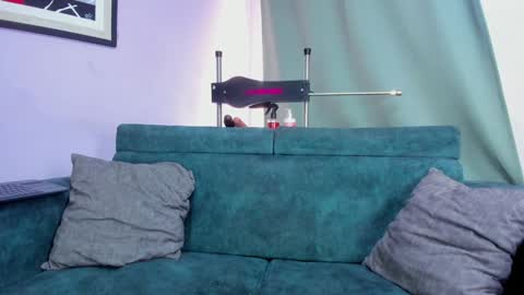 Nahomi Jones online show from January 9, 8:11 pm