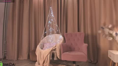 Naomi online show from October 4, 1:03 am