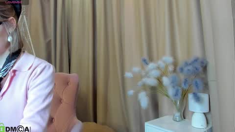 Naomi online show from November 10, 1:04 am