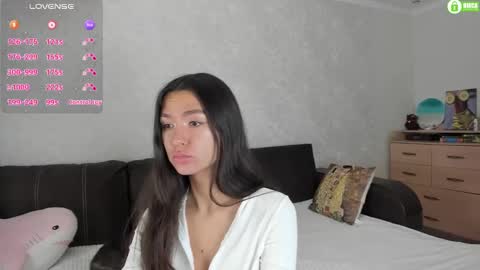 Naomi online show from December 11, 11:41 am