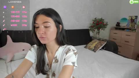 Naomi online show from December 23, 4:17 pm