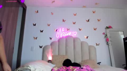 Snapshot of naomiasha_ chatting on November 30, 7:07 pm online show from November 30, 7:07 pm