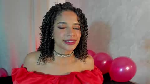 Snapshot of naomidawsonn chatting on February 14, 11:09 pm naomidawson online show from February 14, 11:09 pm