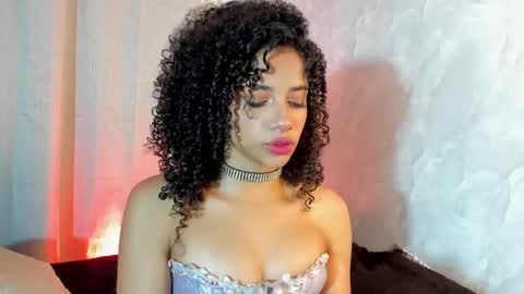 Snapshot of naomidawsonn chatting on March 4, 9:32 pm naomidawson online show from March 4, 9:32 pm