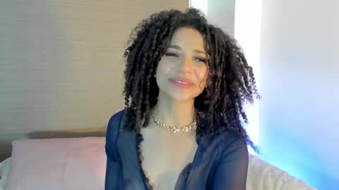 Snapshot of naomidawsonn chatting on September 12, 12:11 am naomidawson online show from September 12, 12:11 am