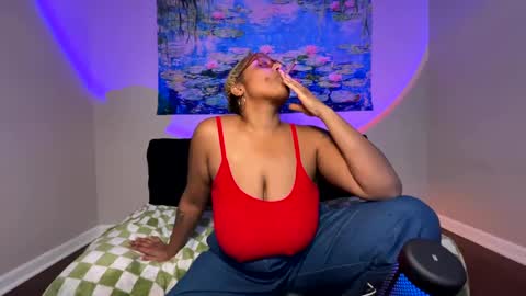 Snapshot of naomigiirl6 chatting on March 5, 2:23 pm Naomigiirl6 online show from March 5, 2:23 pm