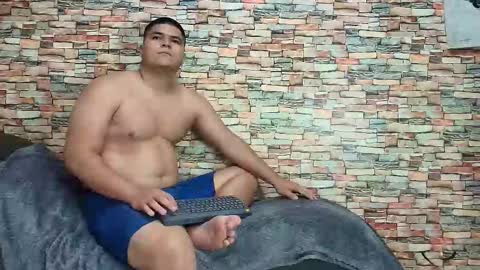 Naomi Campbel online show from February 8, 2:09 pm