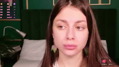 Naomi online show from September 16, 4:57 am