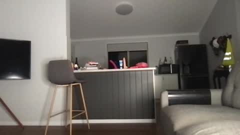 Snapshot of naomirhoades chatting on February 27, 10:48 am naomirhoades online show from February 27, 10:48 am