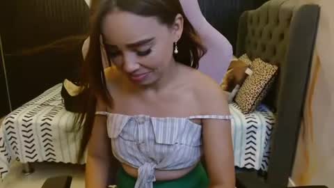 Naomis online show from June 30, 2:40 pm