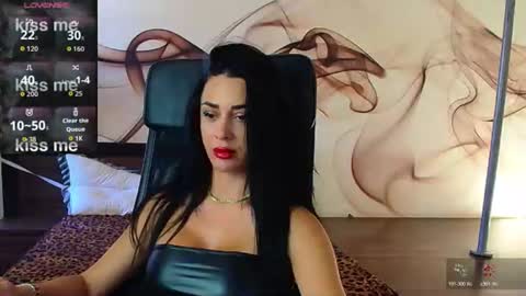 NaomiScarlett online show from August 8, 7:10 am