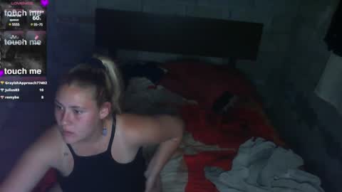 bellas2012 online show from January 4, 11:33 am