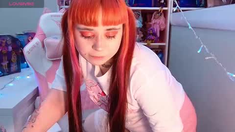 Snapshot of naomistorm_ chatting on February 20, 9:59 pm Naomi online show from February 20, 9:59 pm