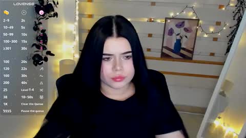 Naomi online show from February 23, 9:01 pm