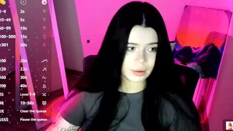 Naomi online show from March 3, 1:28 pm