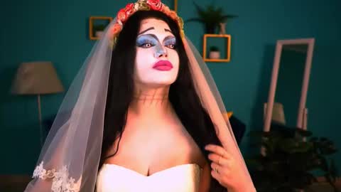 naomiwilsons online show from October 30, 10:16 am