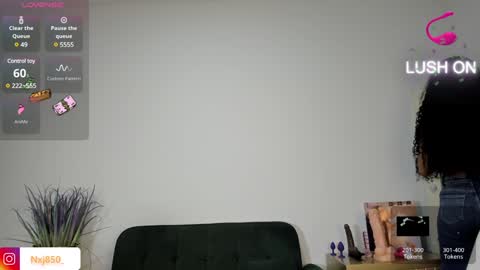 Snapshot of naomixjones1 chatting on January 30, 7:48 pm Naomi online show from January 30, 7:48 pm