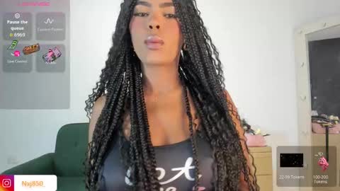 Snapshot of naomixjones1 chatting on September 29, 10:25 pm Naomi online show from September 29, 10:25 pm