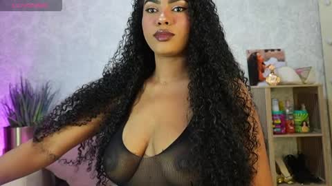 Naomi     online show from April 18, 2:48 am