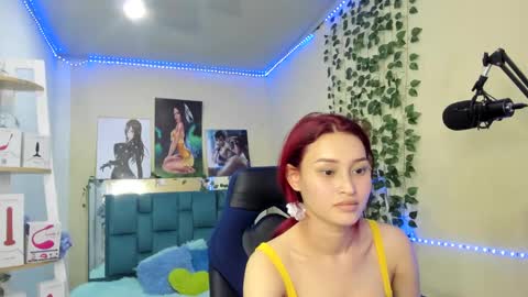 naomy online show from February 25, 11:22 pm