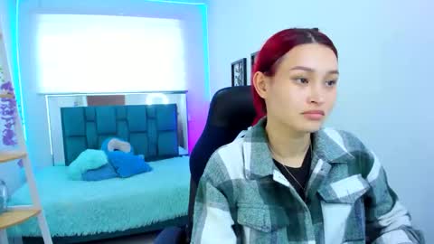 naomy online show from September 17, 7:26 pm