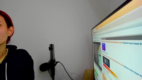 naomy online show from September 26, 7:51 pm