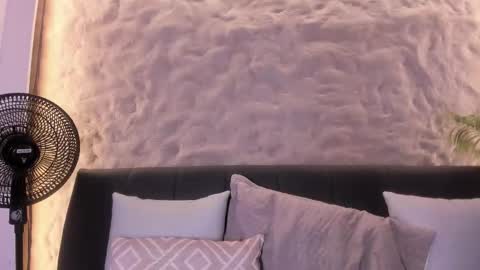 I am Naomy online show from February 27, 1:00 pm